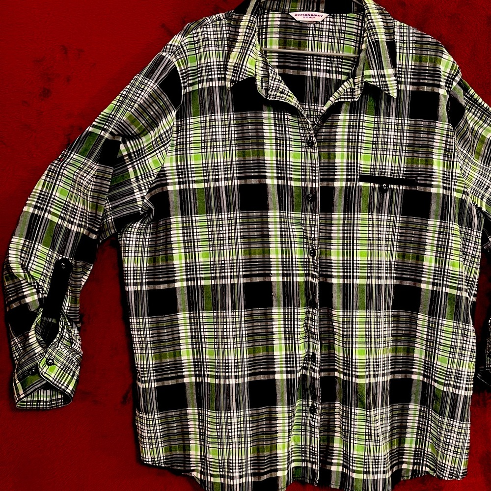 Women’s plaid, long sleeve, shirt.